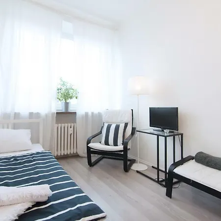Two-bedroom Flora Metro A *