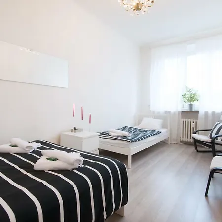 Two-bedroom Flora Metro A *